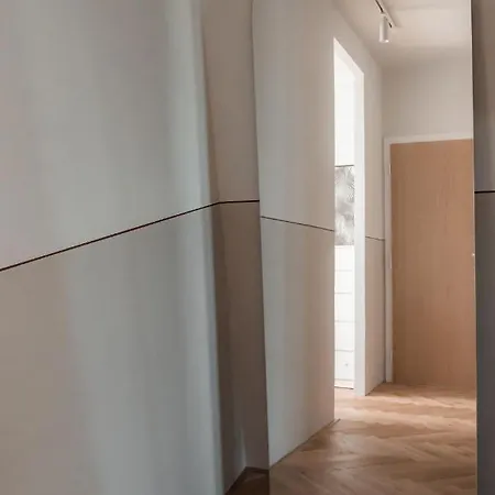 아파트 Stylish Near The Historic Center *